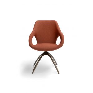 Bree's New World Armstoel Quby